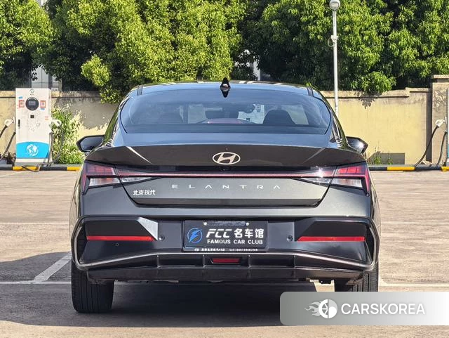 Hyundai Elantra id 4278418 из Китая 14