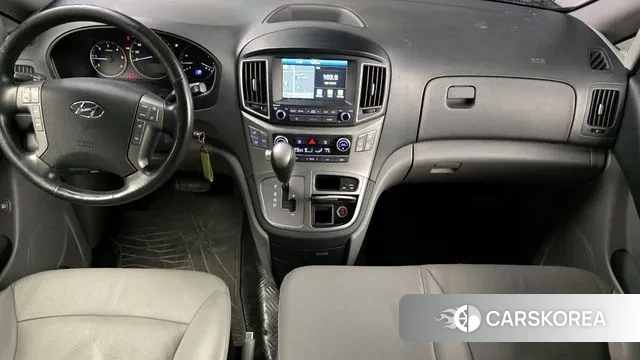 Hyundai The New Grand Starex id 3563083 из Кореи 17