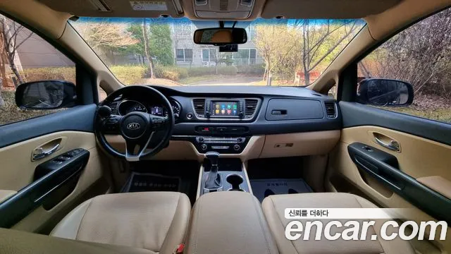 Kia The New Carnival id 2599526 из Кореи 17