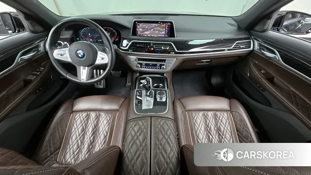 BMW 7 Series (G11) id 3417398 из Кореи 17