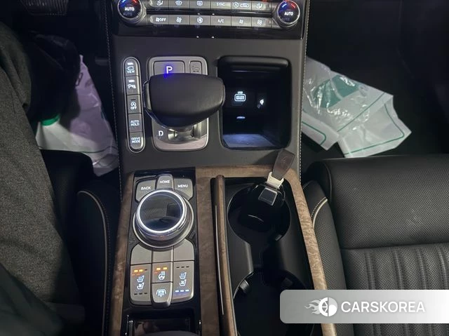 Genesis G90 id 3923482 из Кореи 17