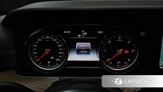 Mercedes-Benz E-Class W213 id 4698548 из Кореи 28