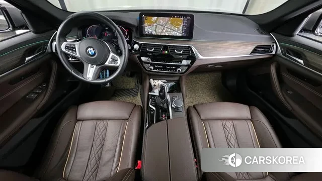 BMW 5 Series (G30) id 2980564 из Кореи 17