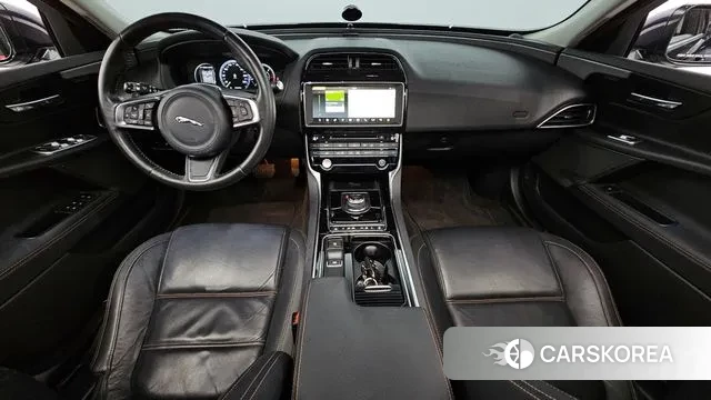 Jaguar XE id 3072051 из Кореи 17