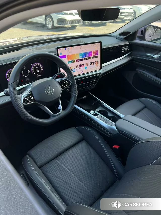 Volkswagen Passat id 4392064 из Китая 7