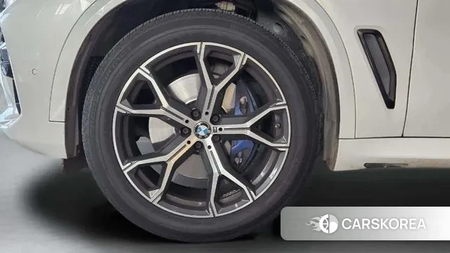 BMW X5 (G05) id 3539263 из Кореи 17