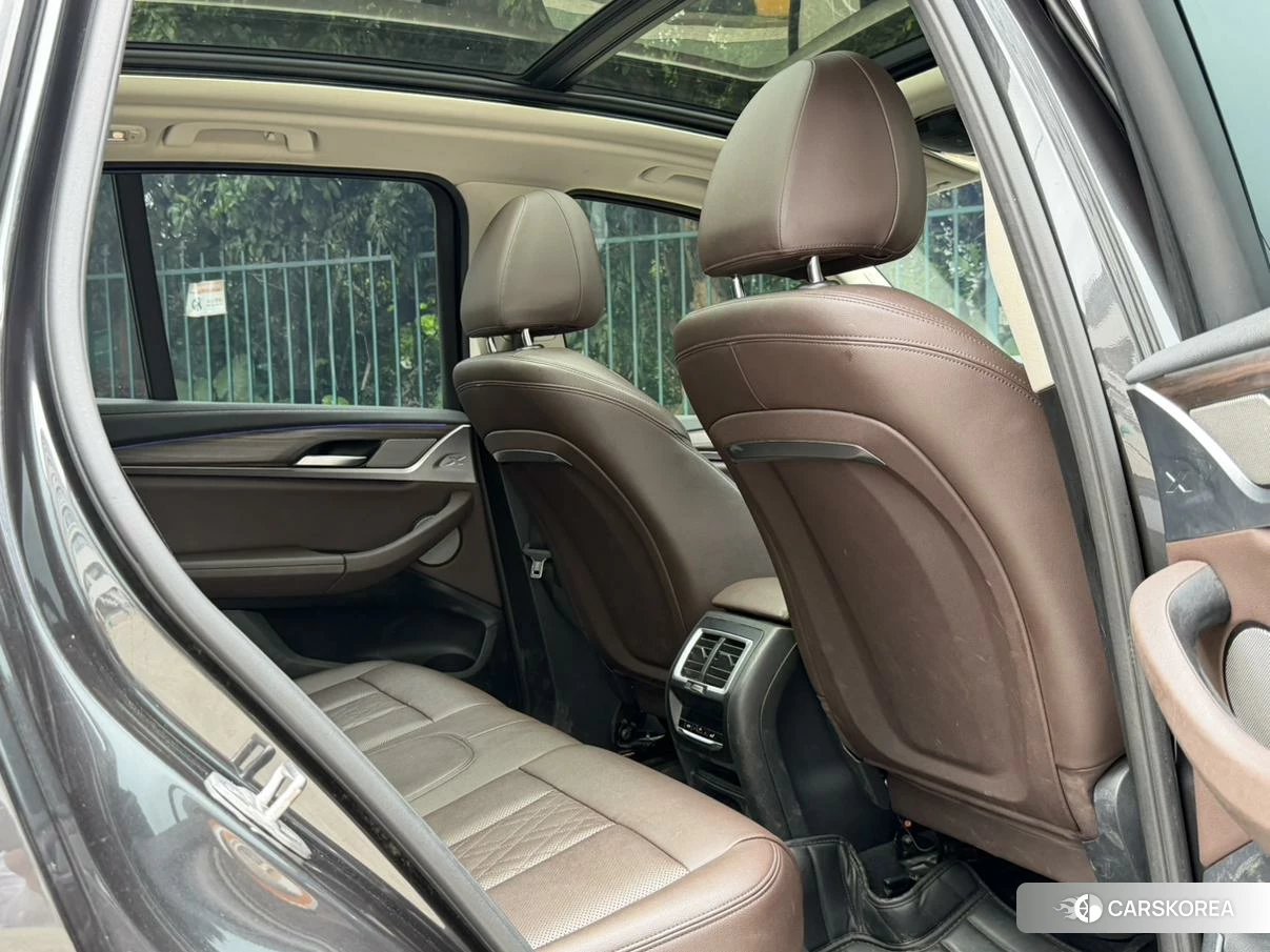 BMW X3 id 4512825 из Китая 16