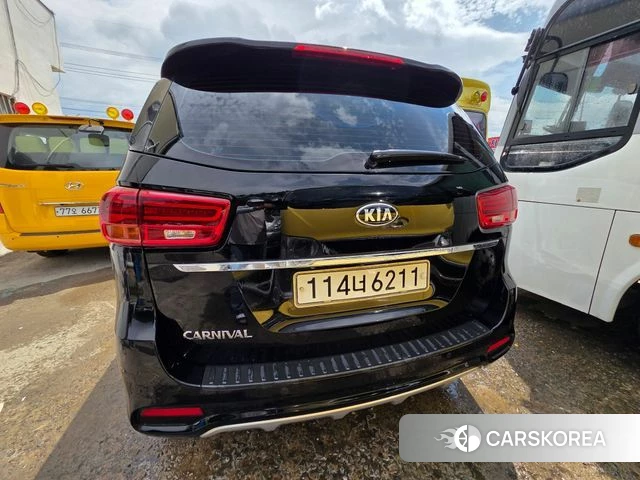 Kia The New Carnival id 4568751 из Кореи 7