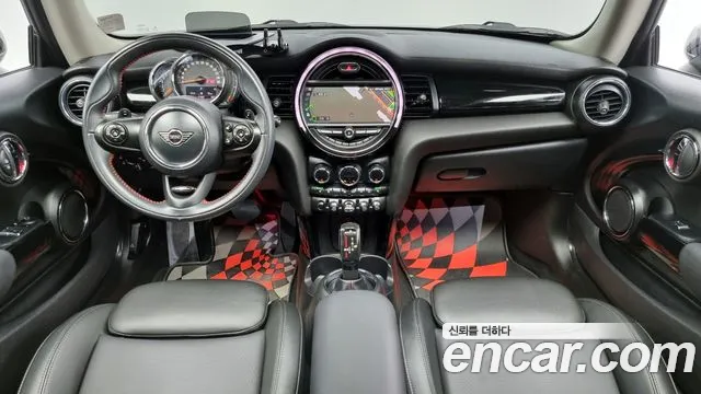 Mini Cooper S id 2713757 из Кореи 17