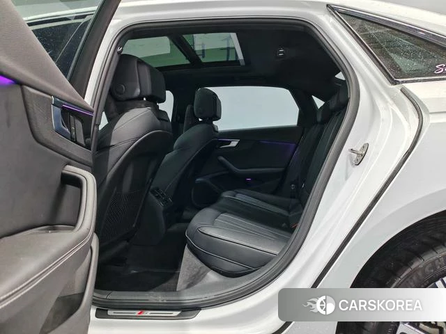Audi A4L id 4290418 из Китая 17