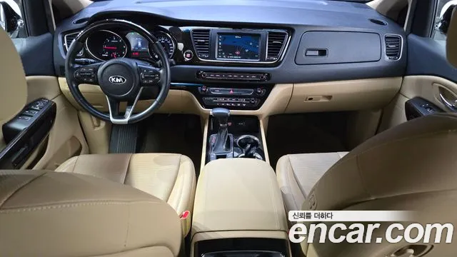 Kia The New Carnival id 2702830 из Кореи 17