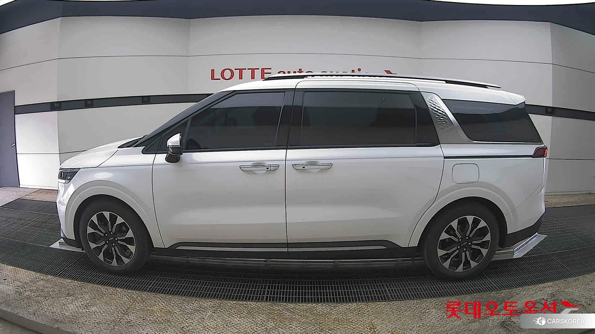 Kia Carnival Limousine id 3882175 из Кореи 35