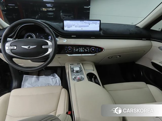 Genesis GV70 id 4600027 из Кореи 17
