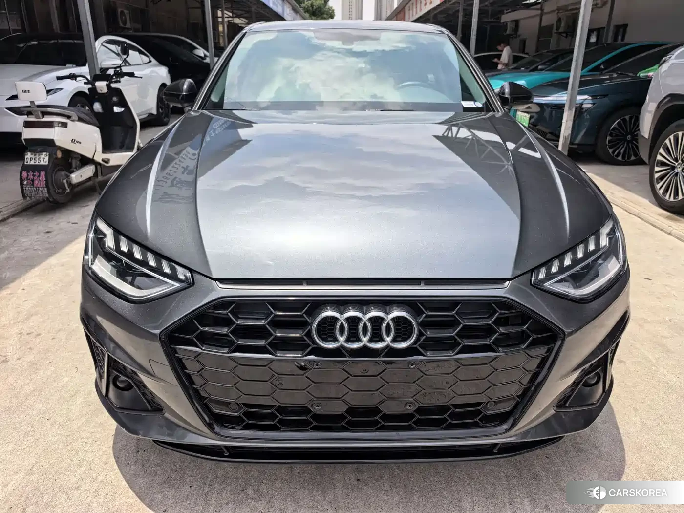 Audi A4L id 4601920 из Китая 12