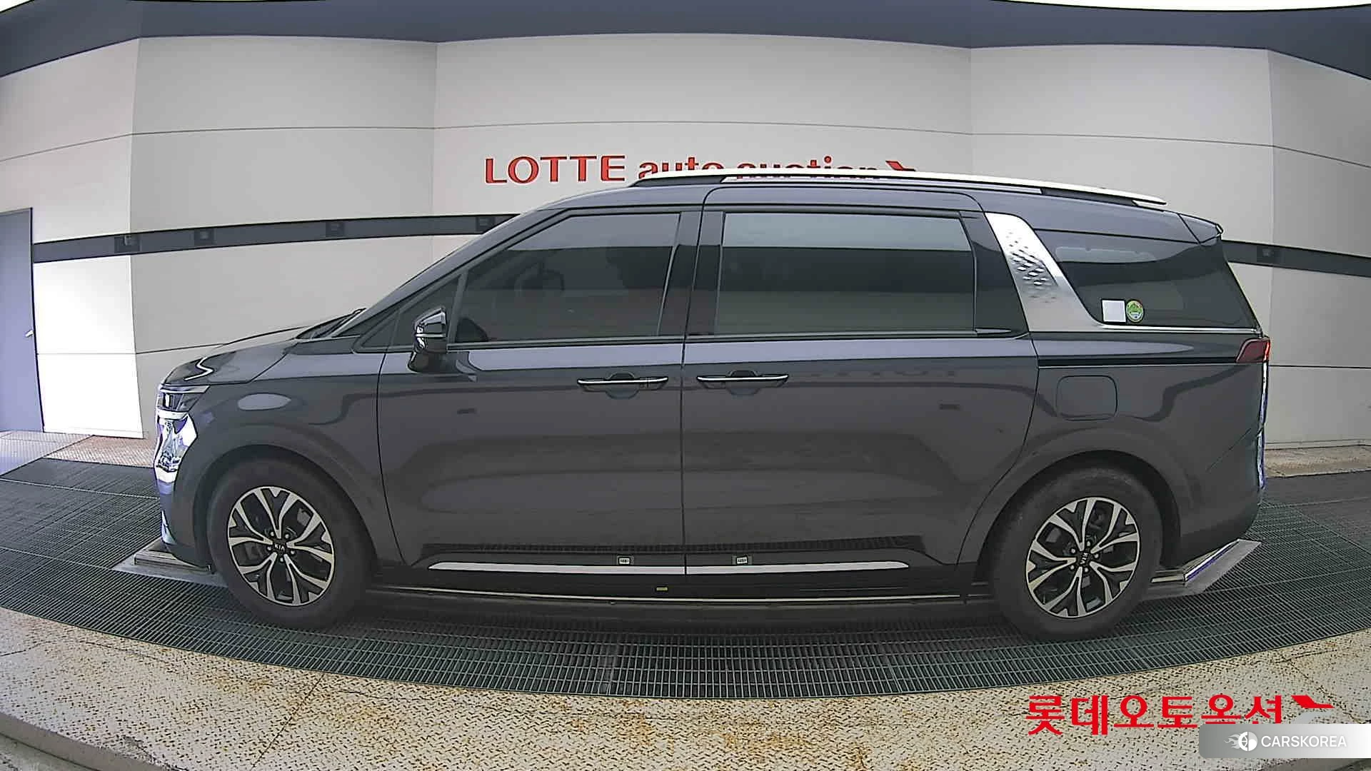 Kia Carnival id 4902420 из Кореи 34