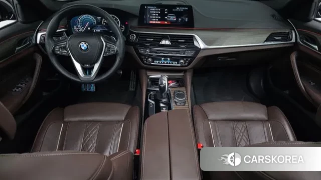 BMW 5 Series (G30) id 3692880 из Кореи 17