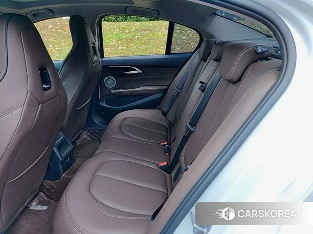 BMW 1 series id 4257133 из Китая 7