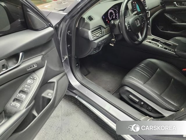 Honda Accord 10th Generation id 3924910 из Кореи 17