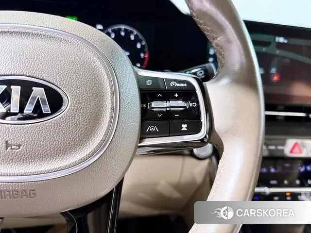 Kia Carnival 4th generation id 3208579 из Кореи 17