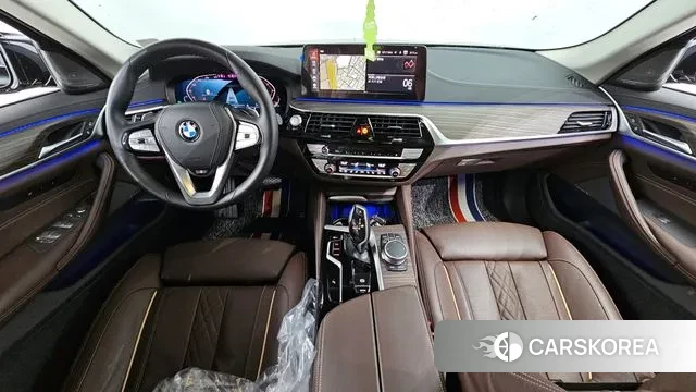 BMW 5 Series (G30) id 3007626 из Кореи 17