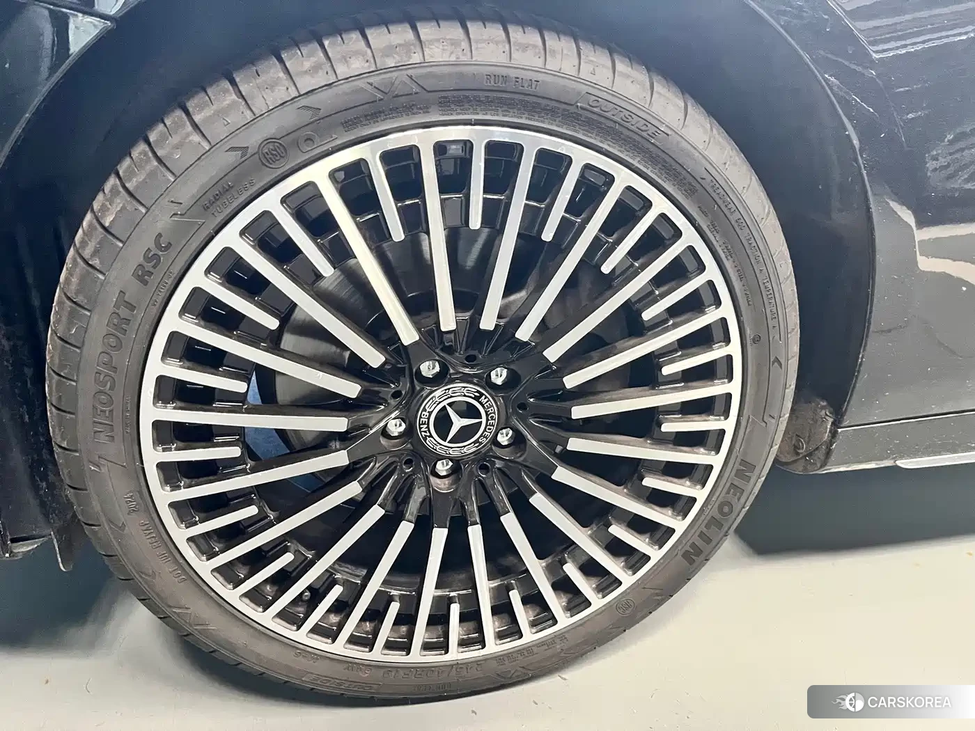 Mercedes-Benz E-Class id 4622557 из Китая 12