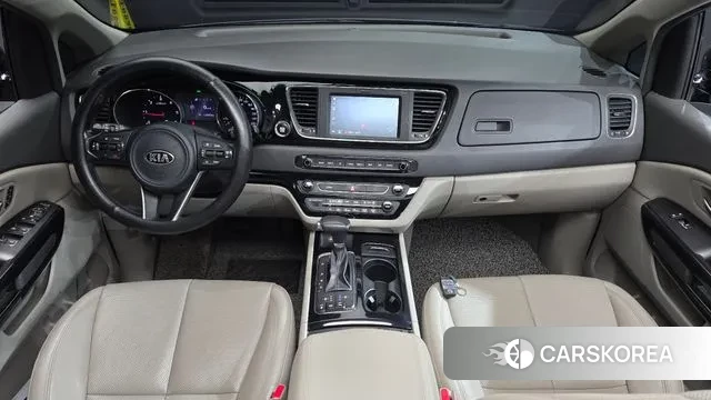 Kia All New Carnival id 3480386 из Кореи 17