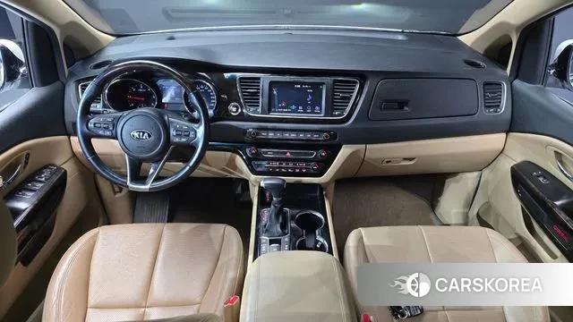 Kia The New Carnival id 3742432 из Кореи 17