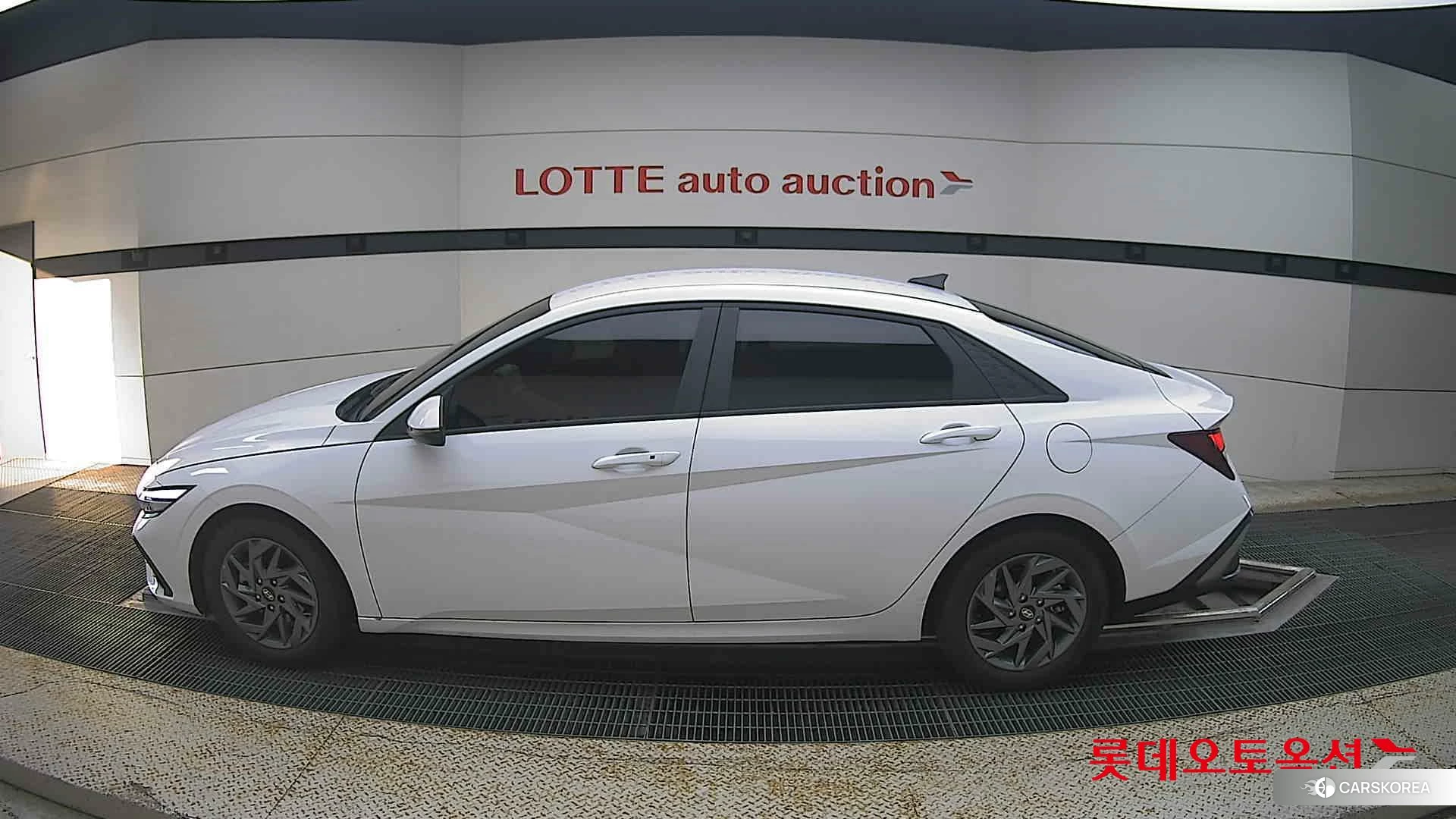 Hyundai Avante id 4909269 из Кореи 33