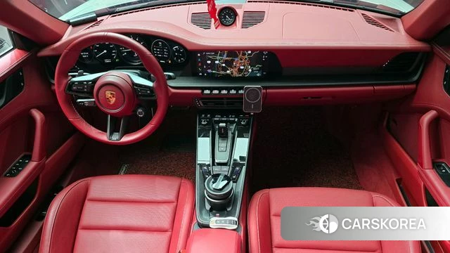 Porsche 911(992) id 4281001 из Кореи 27