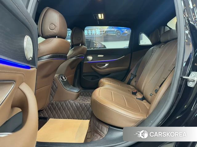 Mercedes-Benz E-class id 4348921 из Китая 15
