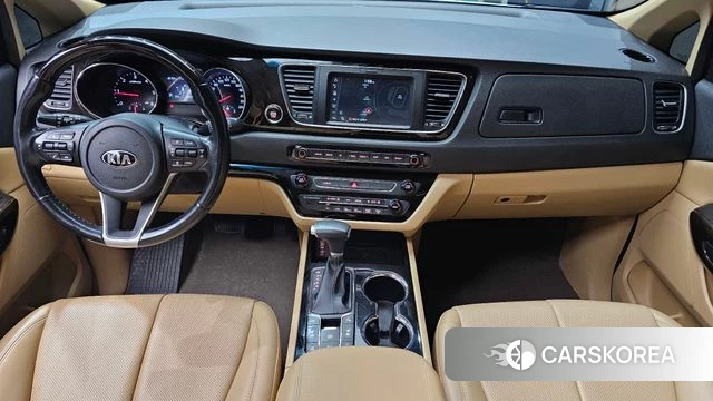 Kia The New Carnival id 4465236 из Кореи 17