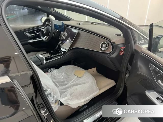 Mercedes-Benz EQE id 4274289 из Китая 12
