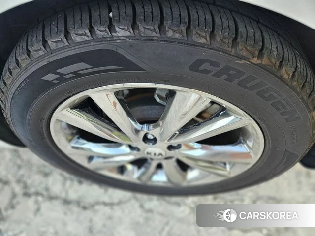 Kia The New Carnival id 4918655 из Кореи 17
