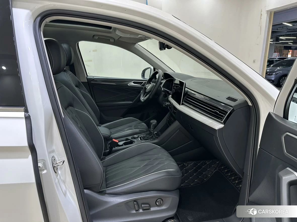 Volkswagen Tiguan L id 4440882 из Китая 12