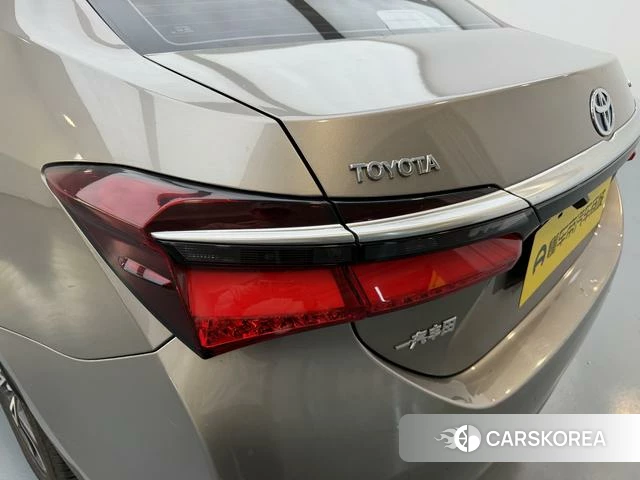 Toyota Corolla id 4210995 из Китая 17