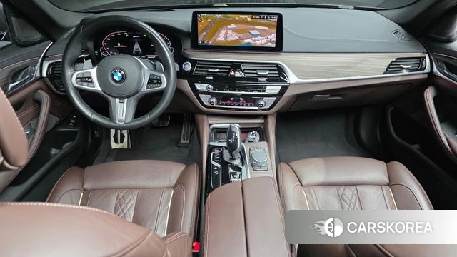 BMW 5 Series (G30) id 3807270 из Кореи 17