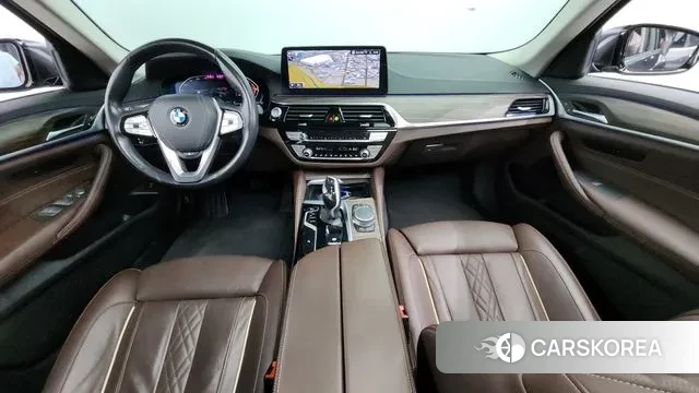 BMW 5 Series (G30) id 2994773 из Кореи 17