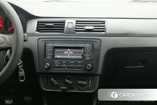 Volkswagen Santana id 4254310 из Китая 21