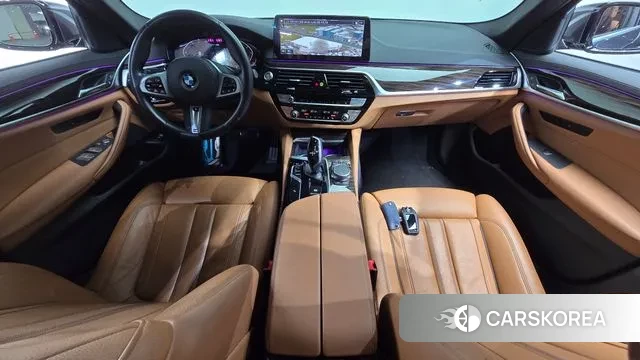 BMW 5 Series (G30) id 3344117 из Кореи 17