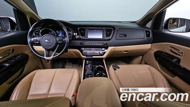 Kia The New Carnival id 2595213 из Кореи 17