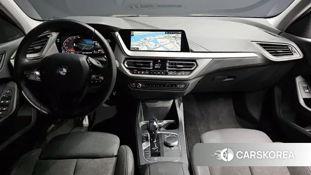 BMW 1 Series (F40) id 3747649 из Кореи 17