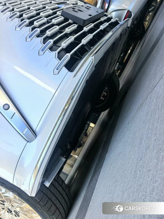 Lexus LM id 4307773 из Китая 20