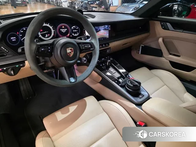 Porsche 911(992) id 3565558 из Кореи 17