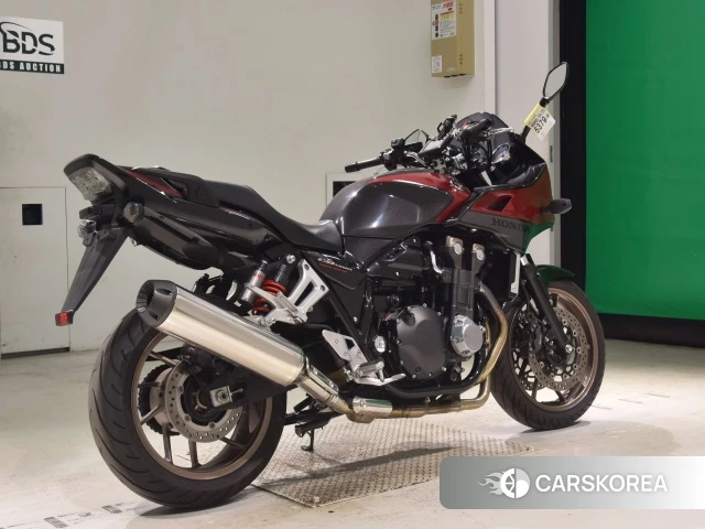 Проданный Honda CB1300SF BOLDOR 2015 из Японии, фото 3