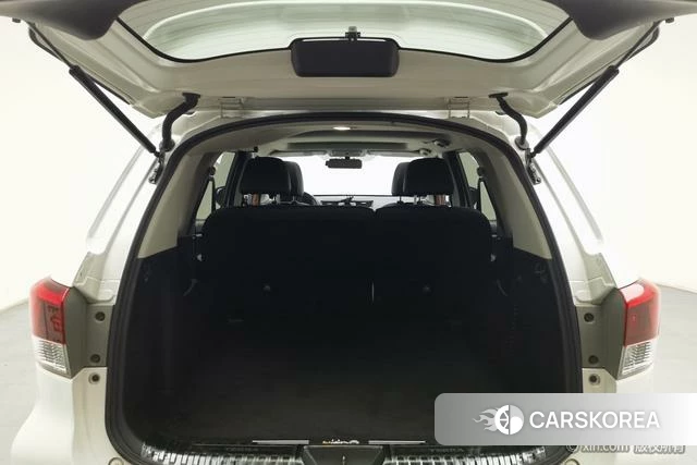 Nissan Tuda id 4210246 из Китая 21