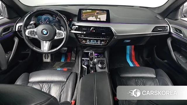 BMW 5 Series (G30) id 3176536 из Кореи 17