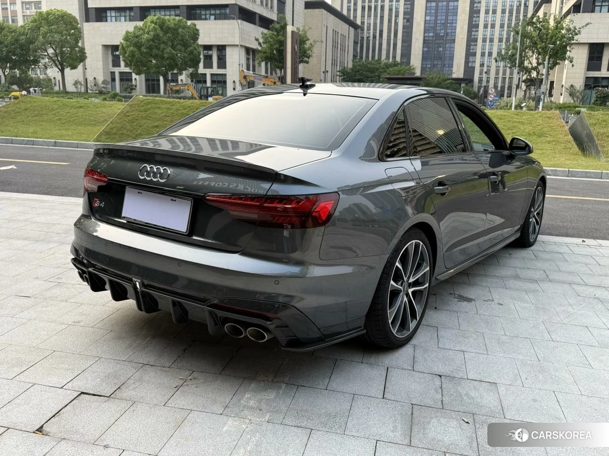Audi S4 id 4407253 из Китая 7