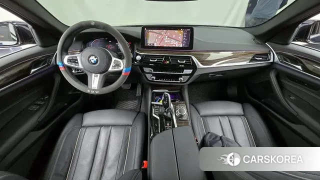 BMW 5 Series (G30) id 3053650 из Кореи 17