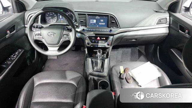 Hyundai Avante AD id 3943049 из Кореи 17