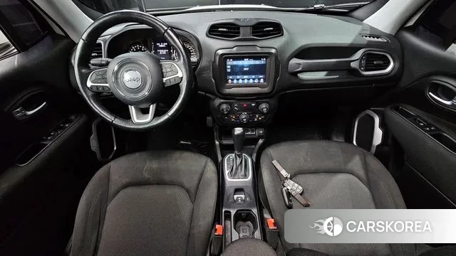 Jeep Renegade id 3329678 из Кореи 17